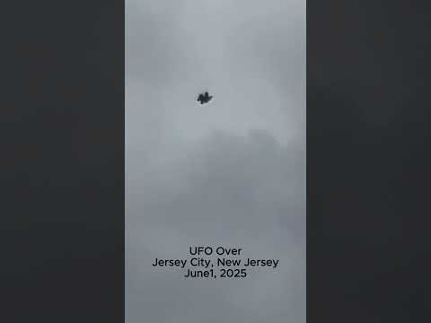 UFO flips Over New Jersey Skyscrapers! Baffling Gray Disk, alien tech 👽🔍 UAP Drone sighting news