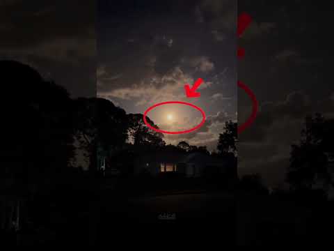 Mysterious Light Shoots Into the Sky! Locals Stunned by Strange Nighttime Phenomenon