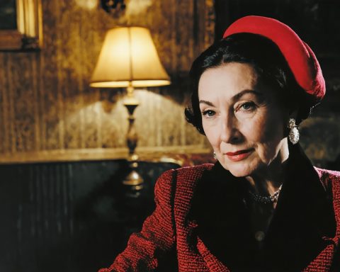 A Star’s Rise: Mimi Keene Dives Into Agatha Christie’s World with Legendary Anjelica Huston A Star’s Rise: Mimi Keene Dives Into Agatha Christie’s World with Legendary Anjelica Huston